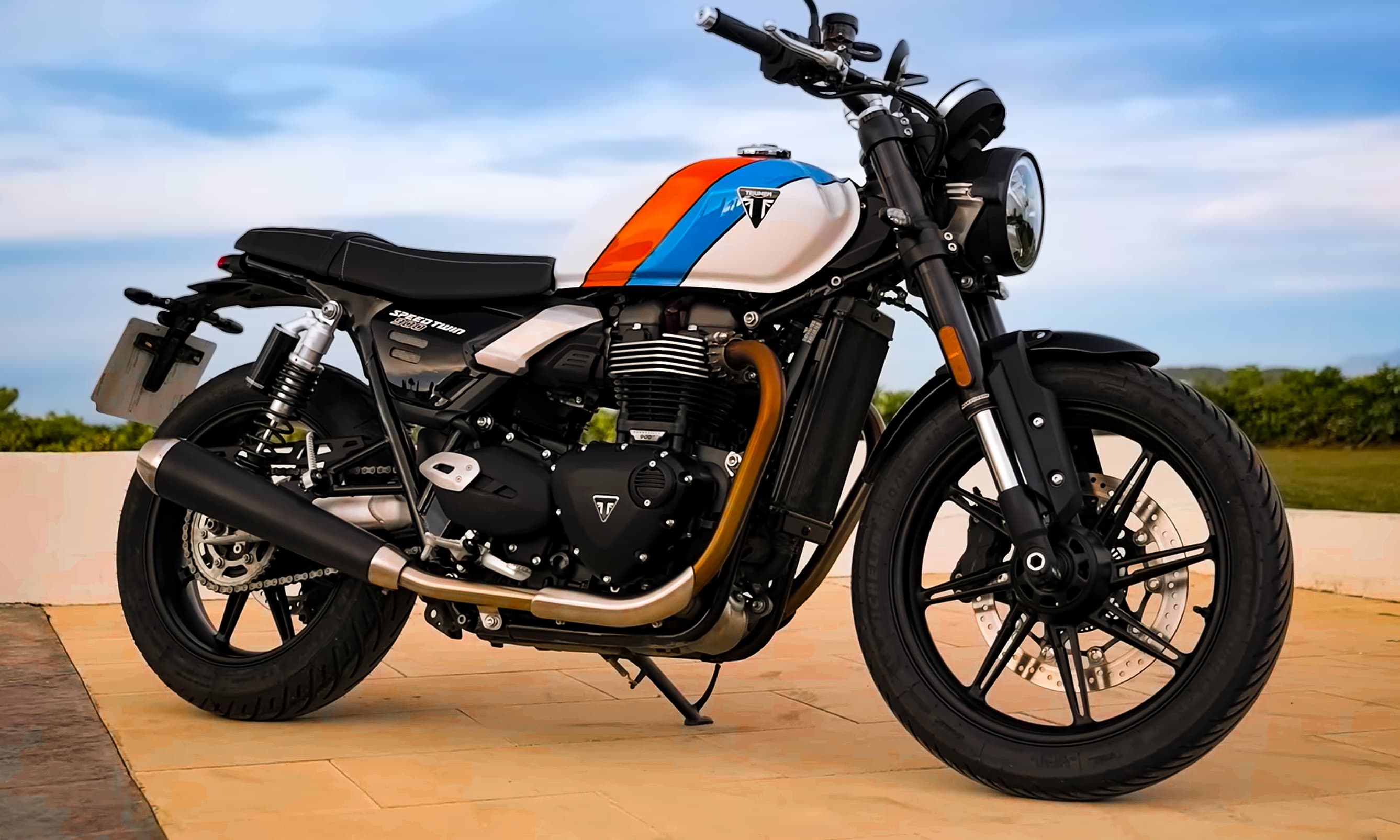 Triumph SPEED TWIN 900